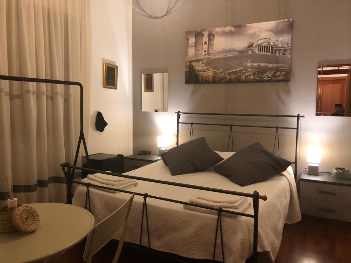 נאפולי B&B Da Vito A San Martino מראה חיצוני תמונה